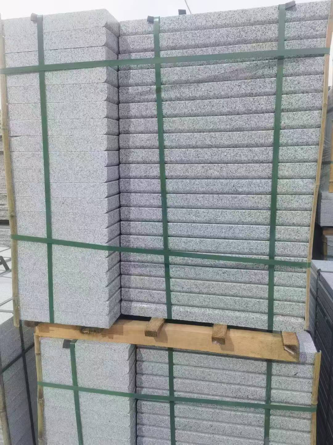 崇左 5公分芝麻白，倒斜角，室外楼梯踏步